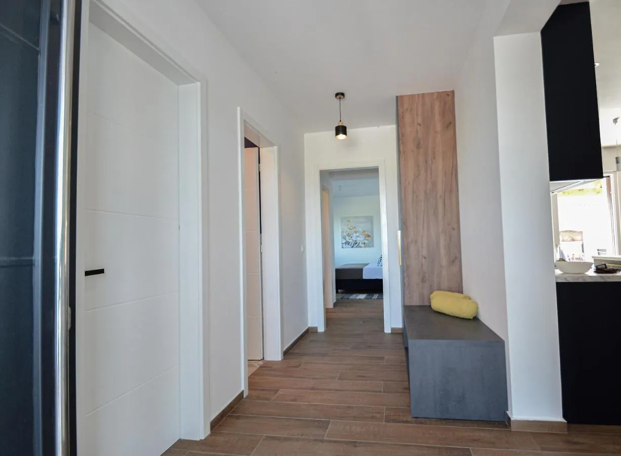 Villa Doka Donji Zemunik 0*,  Kroatien